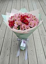 Букет цветов из:  Альстромерии #REPLACE_PRED# Ольявидово