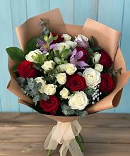 Букет цветов из:  Розы и Альстромерии #REPLACE_PRED# Ольявидово