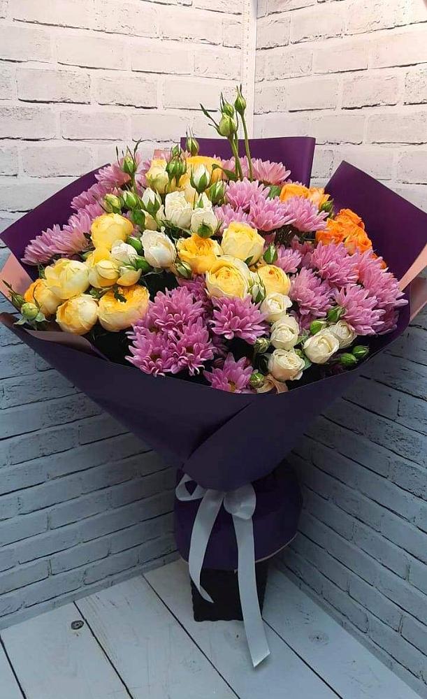 Букет цветов из: Хризантемы и Розы в Ольявидово