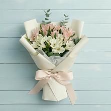 Букет цветов из:  Альстромерии в Ольявидово