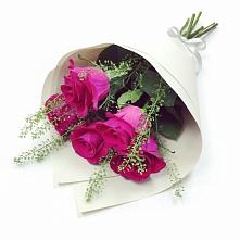 Букет цветов из:  Розы в Ольявидово