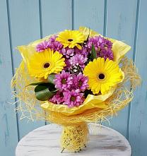Букет цветов из:  Хризантемы и Герберы в Ольявидово