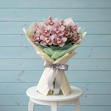 Букет цветов из:  Орхидеи и Розы в Ольявидово