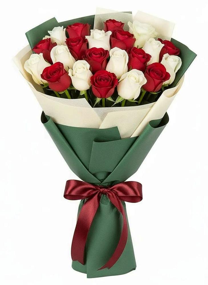 Букет Микс из красных и белых роз в Ольявидово