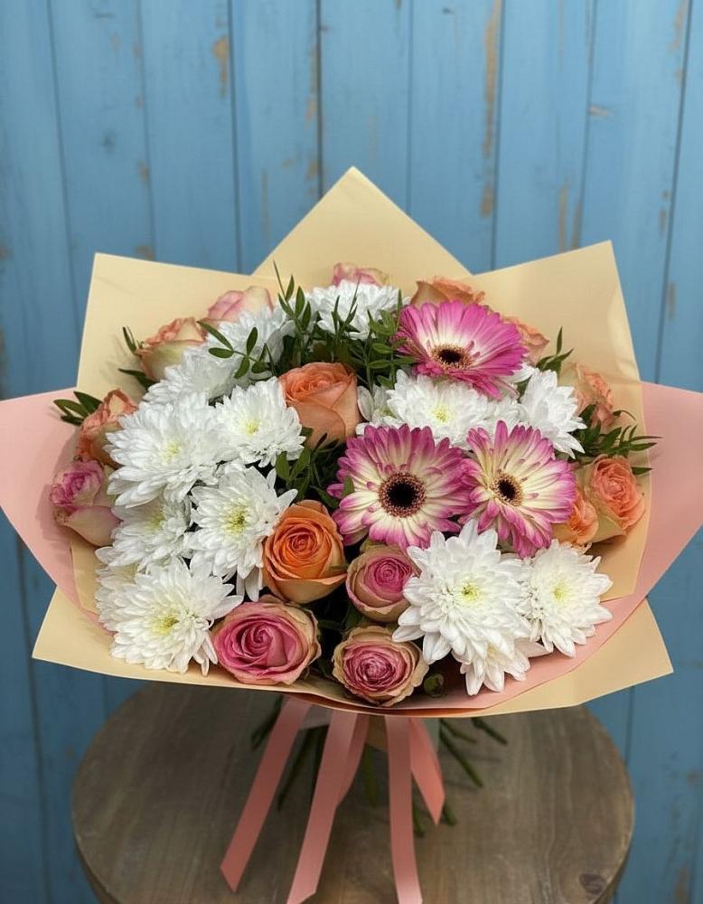 Букет цветов из: Розы, Герберы и Хризантемы в Ольявидово
