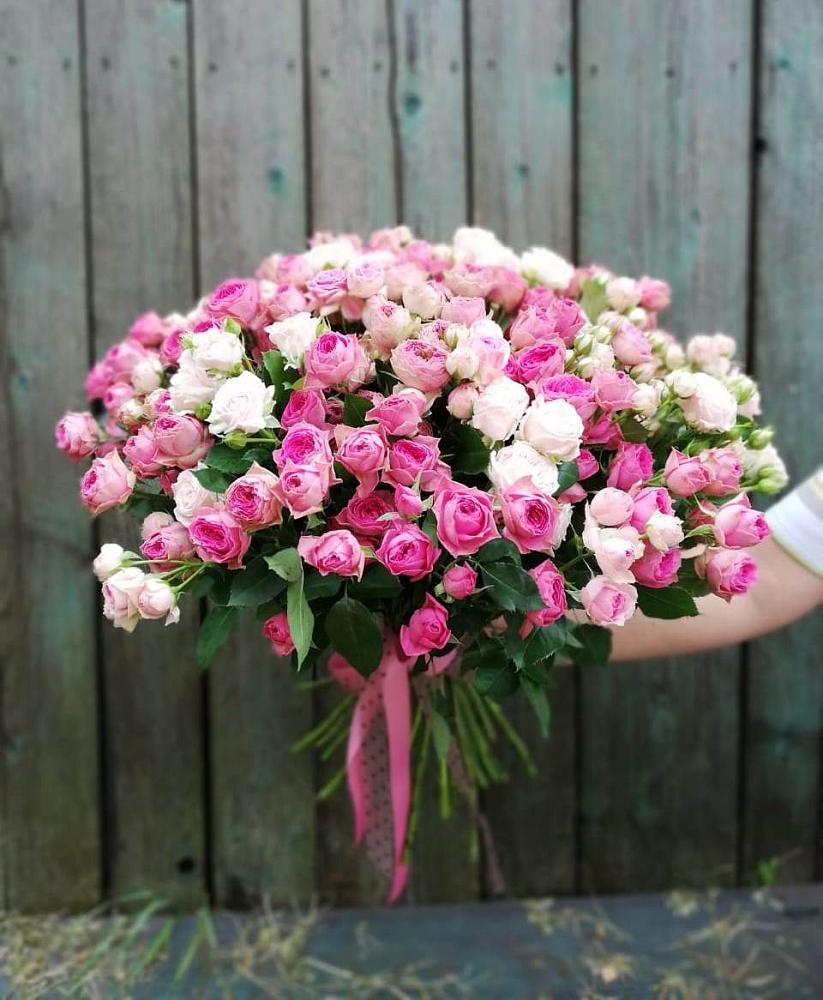 Букет Розовые кустовые розы Натали и Лав Лидия в Ольявидово