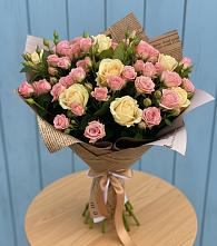 Букет цветов из:  Розы в Ольявидово